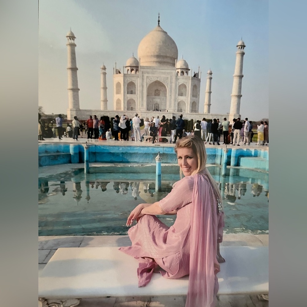 Meet your Posher, Leslie!!! Filter your search in my closet to find what ya need